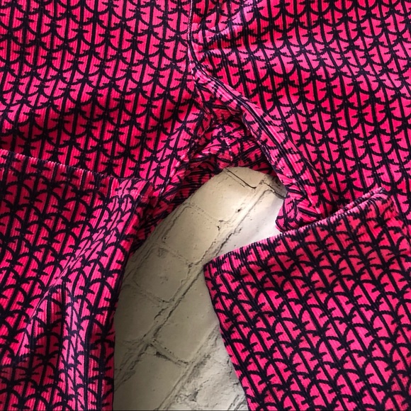 EUC! Vineyard Vines Pink & Navy Corduroy Pants 6 - Picture 7 of 9